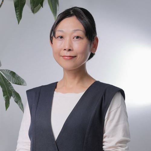 相田麻実子